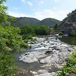 Hébergement de vacances In Ardeche With Pool & Garden