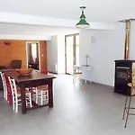 Hébergement de vacances In Ardeche With Pool & Garden