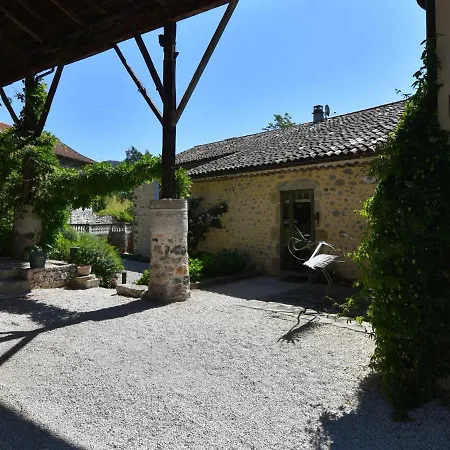 In Ardeche With Pool & Garden Fabras