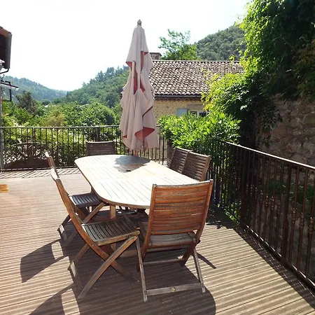 Pretty Holiday With Private Garden